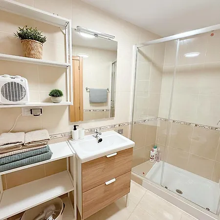 Apartment Moderne, Lumineux, Balcon, Piscine, Parking *